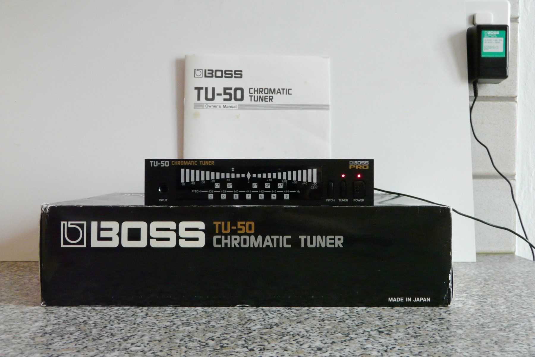 Boss Strumenti musicali: Boss TU-50 Chromatic Tuner – Usato da Reinach AG venduto da cosmiceddie