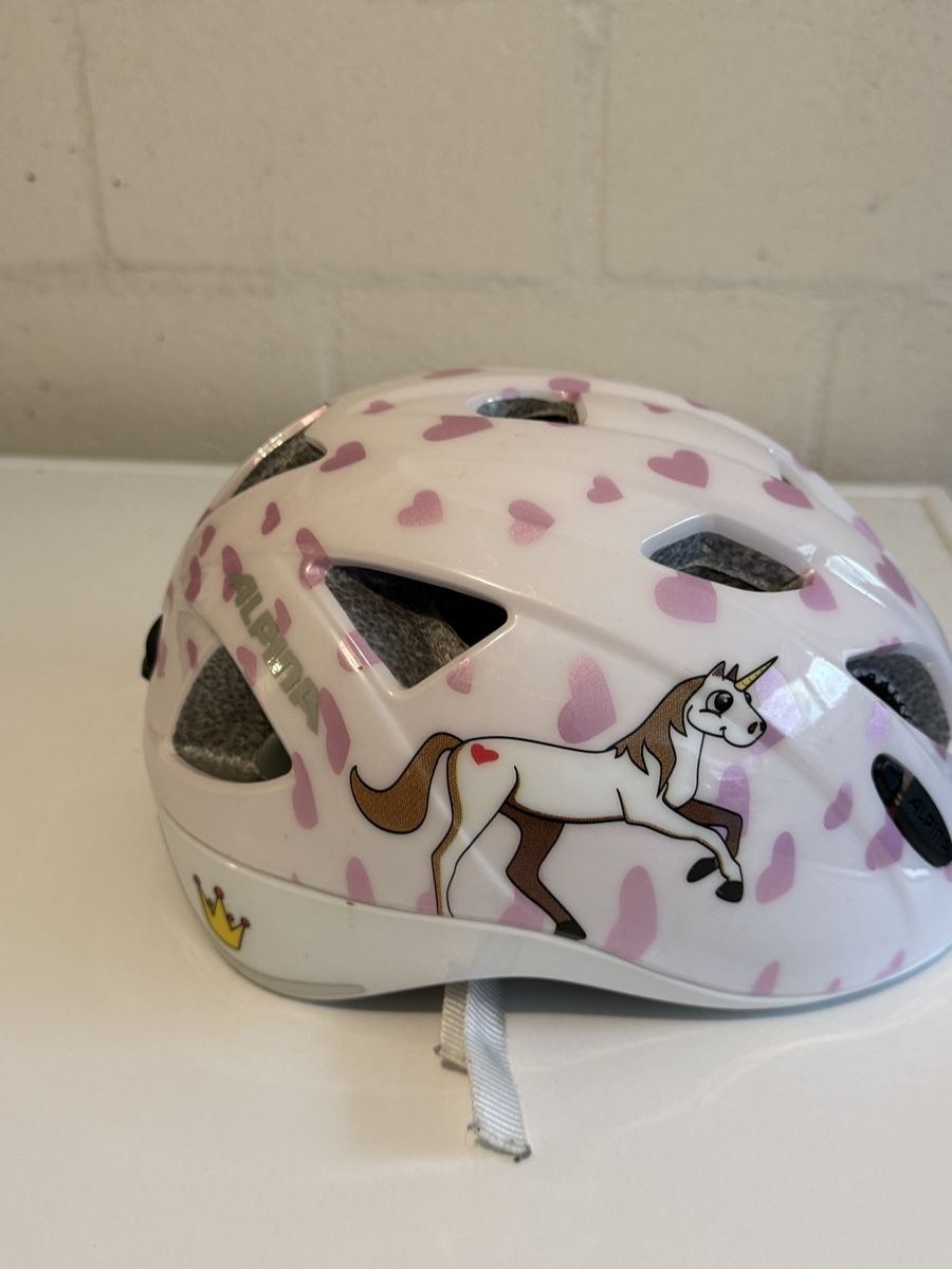 Alpina Caschi: Kinder Velohelm 49-54 cm – Usato da St. Gallen venduto da AsanwaChee