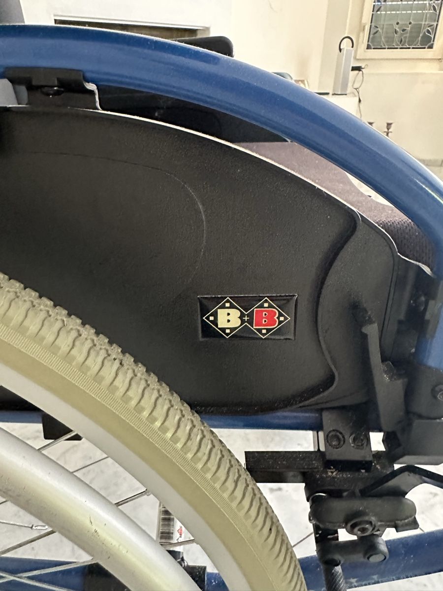 Chaises roulantes: Rollstuhl B&B – D'occasion à Baar par pat_sr55 1