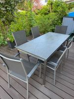 Gartentisch mit 6 Stühlen grau Metall Gestell guter Zustand