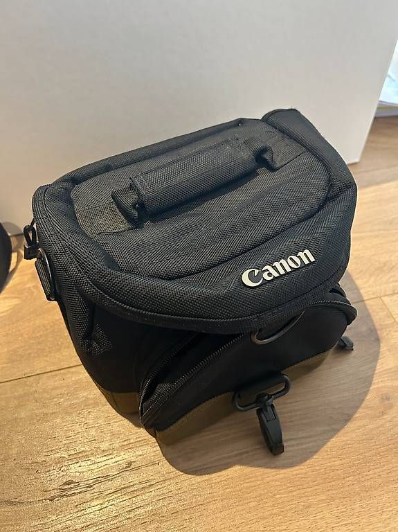 Fotocamera: Canon EOS 200D mit viel Zubehör / 3 Objektive – Usato da Hemmiken venduto da trottoir117 1