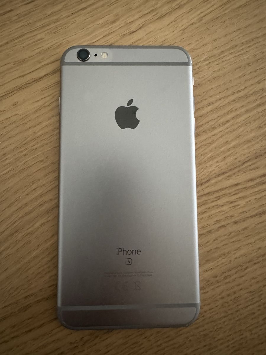 Apple Telefoni cellulari / Smartphones: iPhone 6s Plus 32GB Silber -Display Kratzer – Usato da Luzern venduto da anavuk