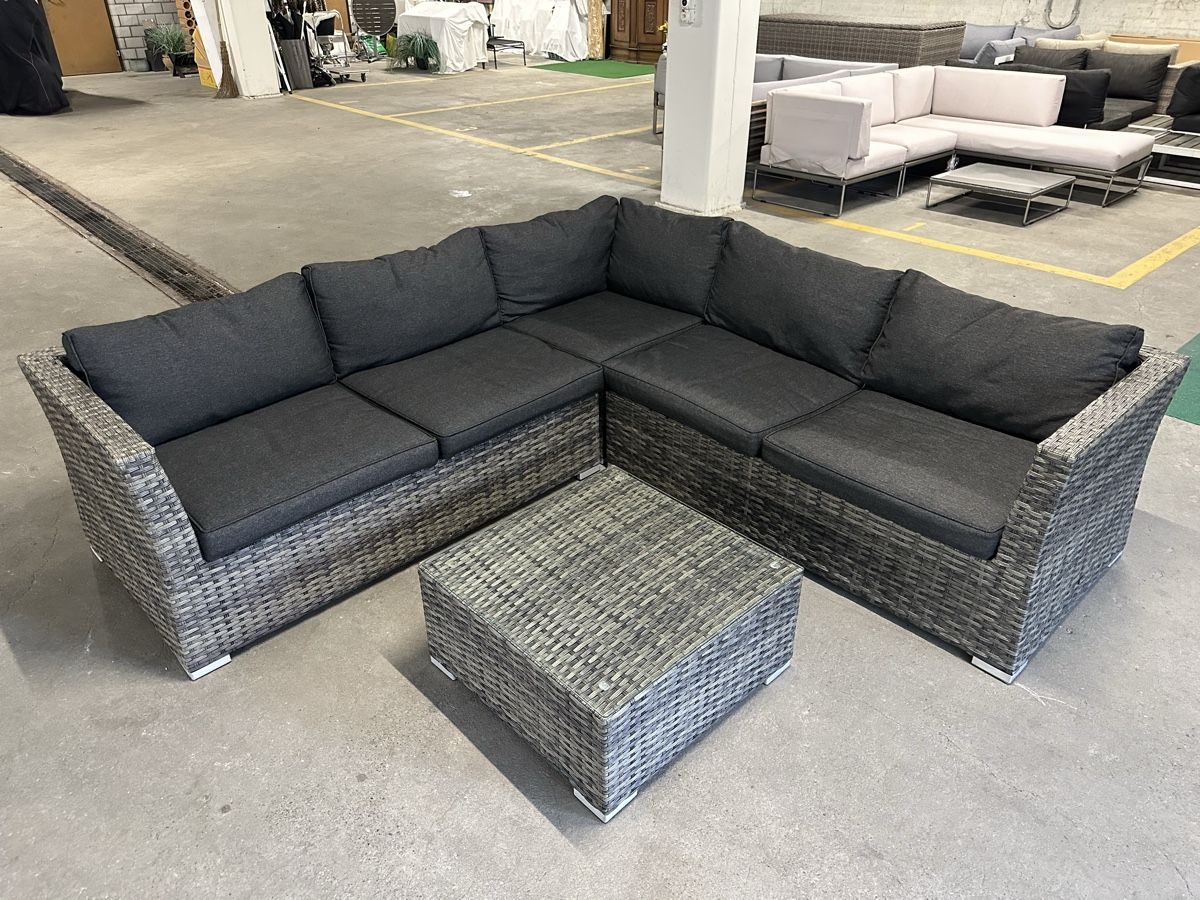Divani: Gartenlounge Rattan 4-tlg Gartenmöbel – Usato da Steinach venduto da EvAy_Trade_2023