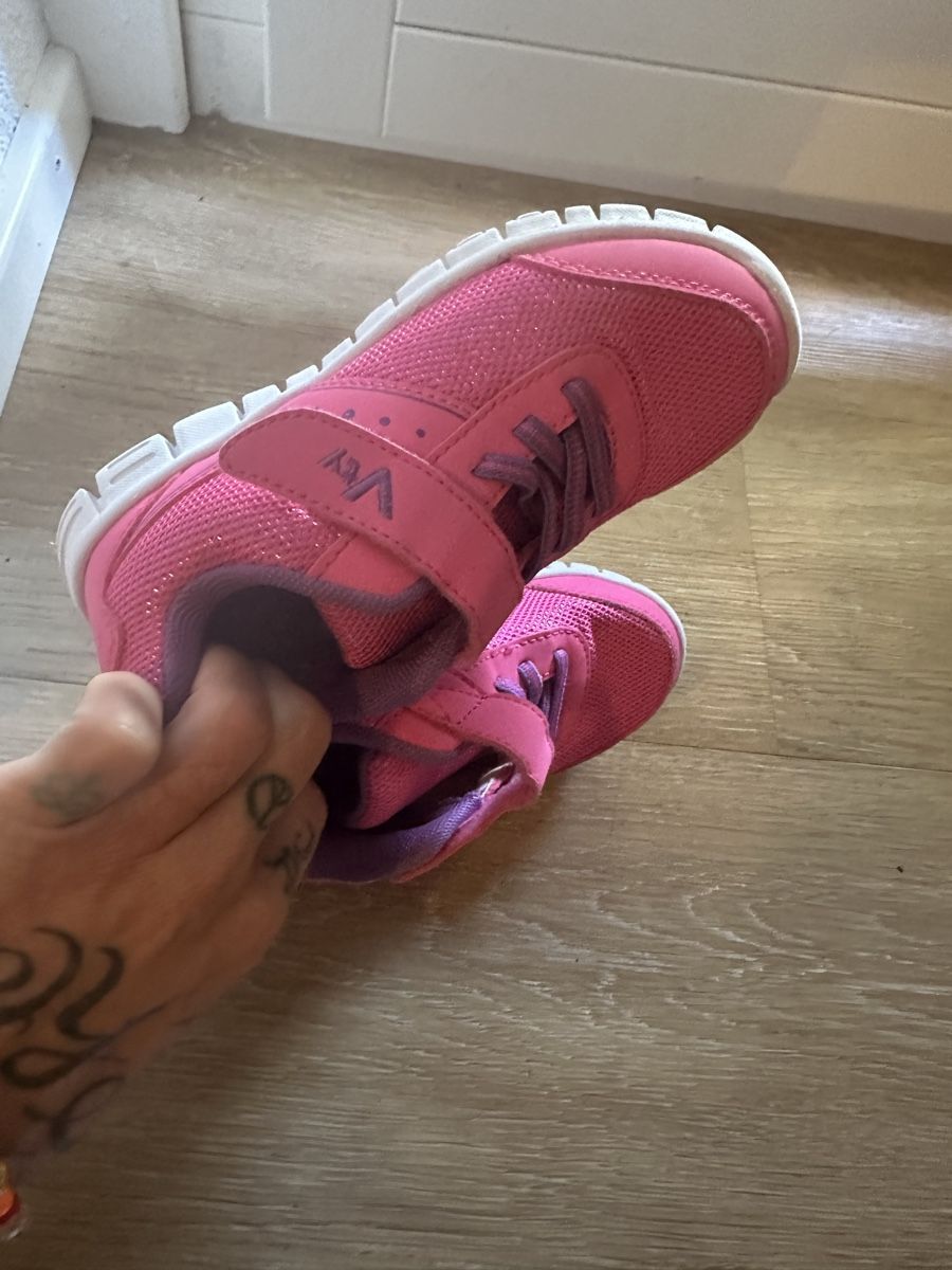 Victory Scarpe per ragazzi: Hallenschuh – Usato da Hombrechtikon venduto da mia_rs79