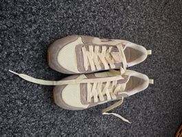 Skechers Turnschuhe beige/grau Grösse 38 guter Zustand
