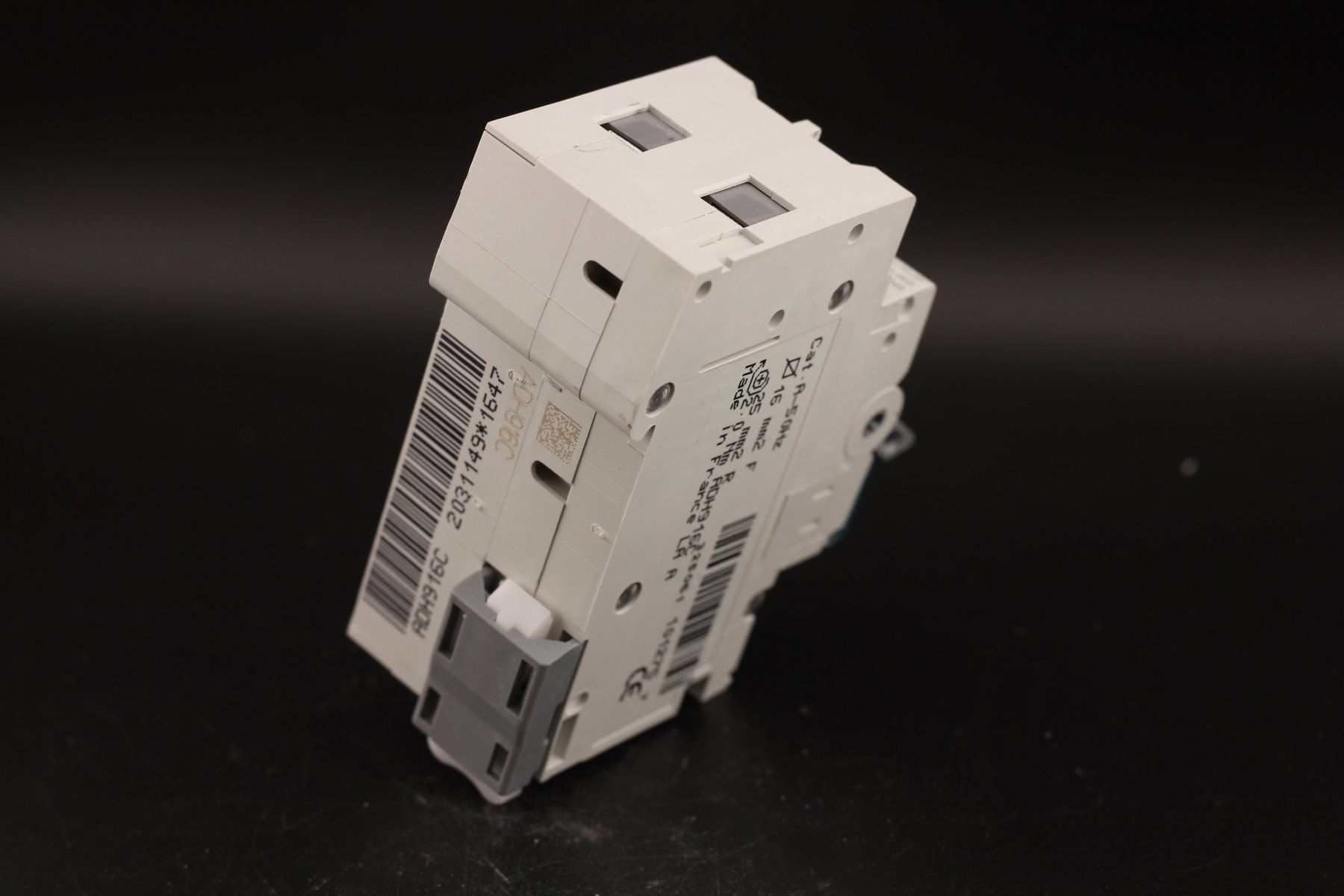 Hager Schalter: Hager ADH 916C C16 ADH916C 16A 30mA FI – Gebraucht aus Winterthur von Hint17 4