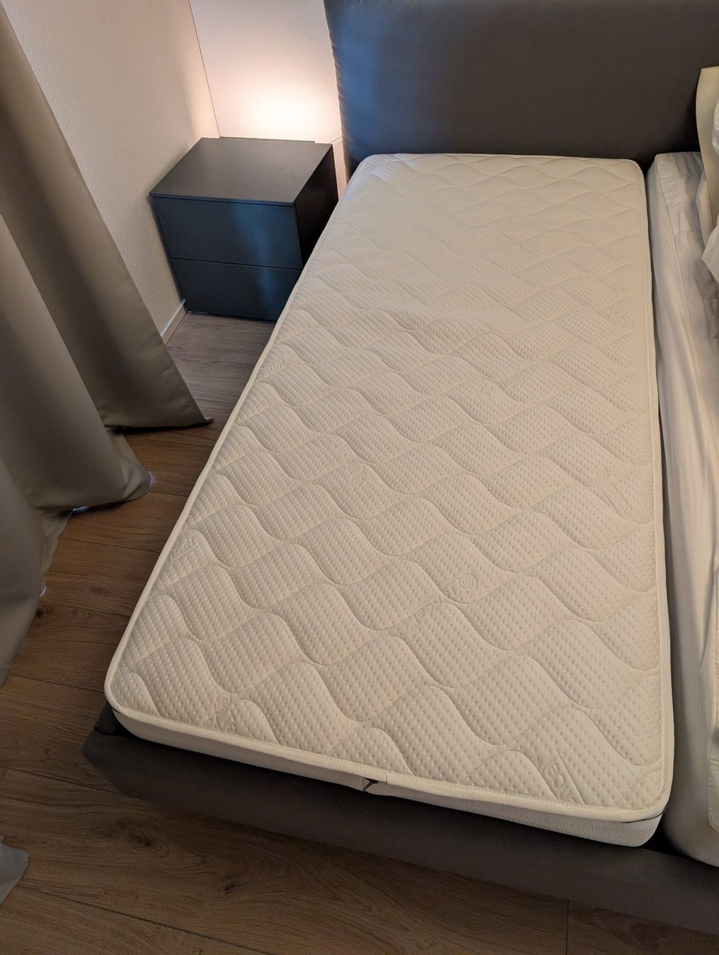 Micasa Matratzen: Micasa Robusta ELANPLUS IV medium 90x200cm neuwertig – Gebraucht aus Hinwil von rayexhale 1