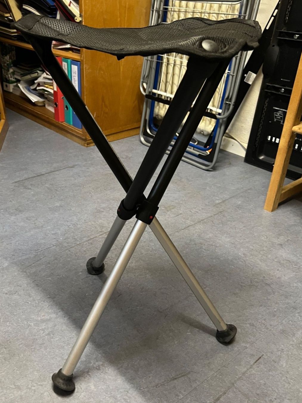 Hocker: Walkstool Comfort 65 - Klapphocker Campinghocker – Gebraucht aus Wädenswil von Noe4