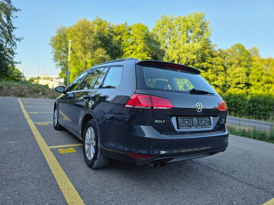 VW Automobili: VW Golf VII Var. 1.4 TSI – Usato da Crissier venduto da vim_r8qn 8