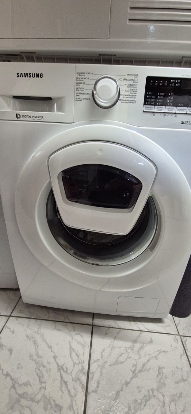 Samsung Lavatrici: colonne machine à laver et à sécher samsung – Usato da St-Imier venduto da Minibalbo