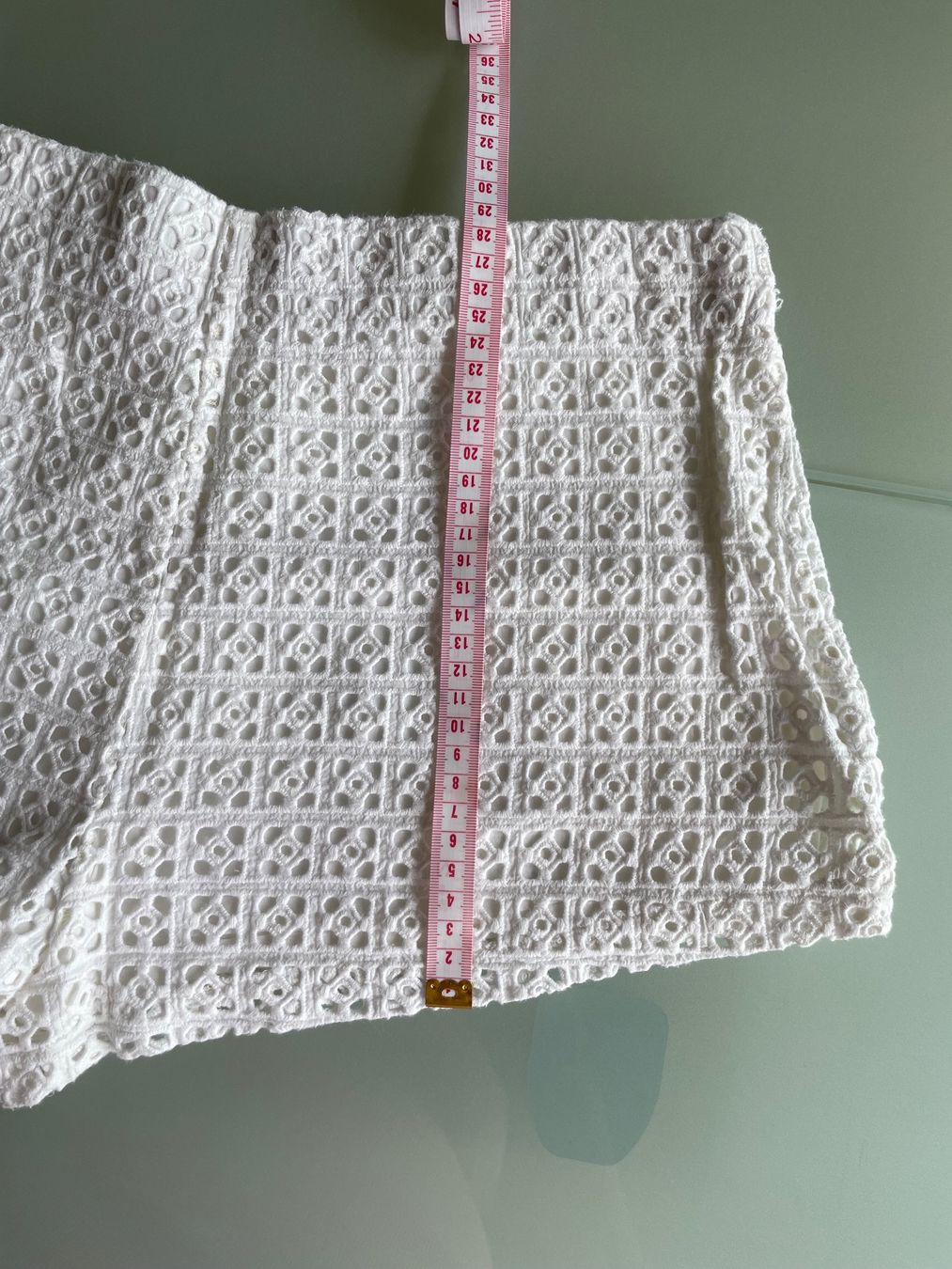 Zara Pantaloni: Short Zara brodé blanc taille M 38 – Usato da Vuadens venduto da Ninaa11 6