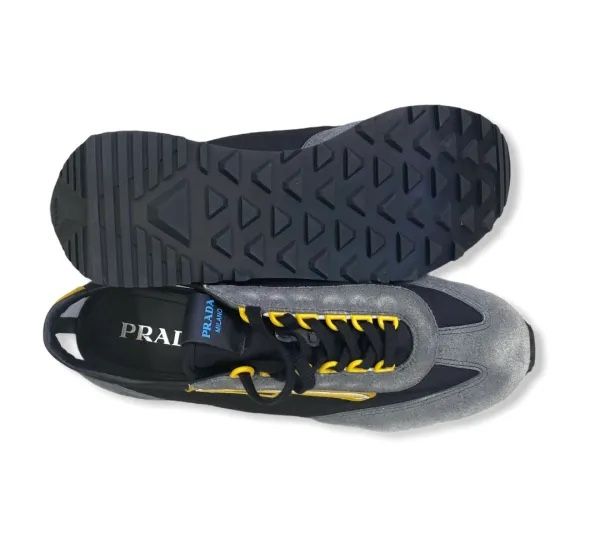 Prada Scarpe da uomo: Prada Herr Sneakers Neu – Nuovo e nell'imballaggio originale da Lachen SZ venduto da HelvetiaLuxury