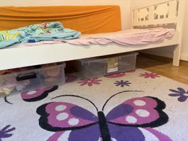 Kinderbett weiss aus Holz mit Schaf Motiv guter Zustand