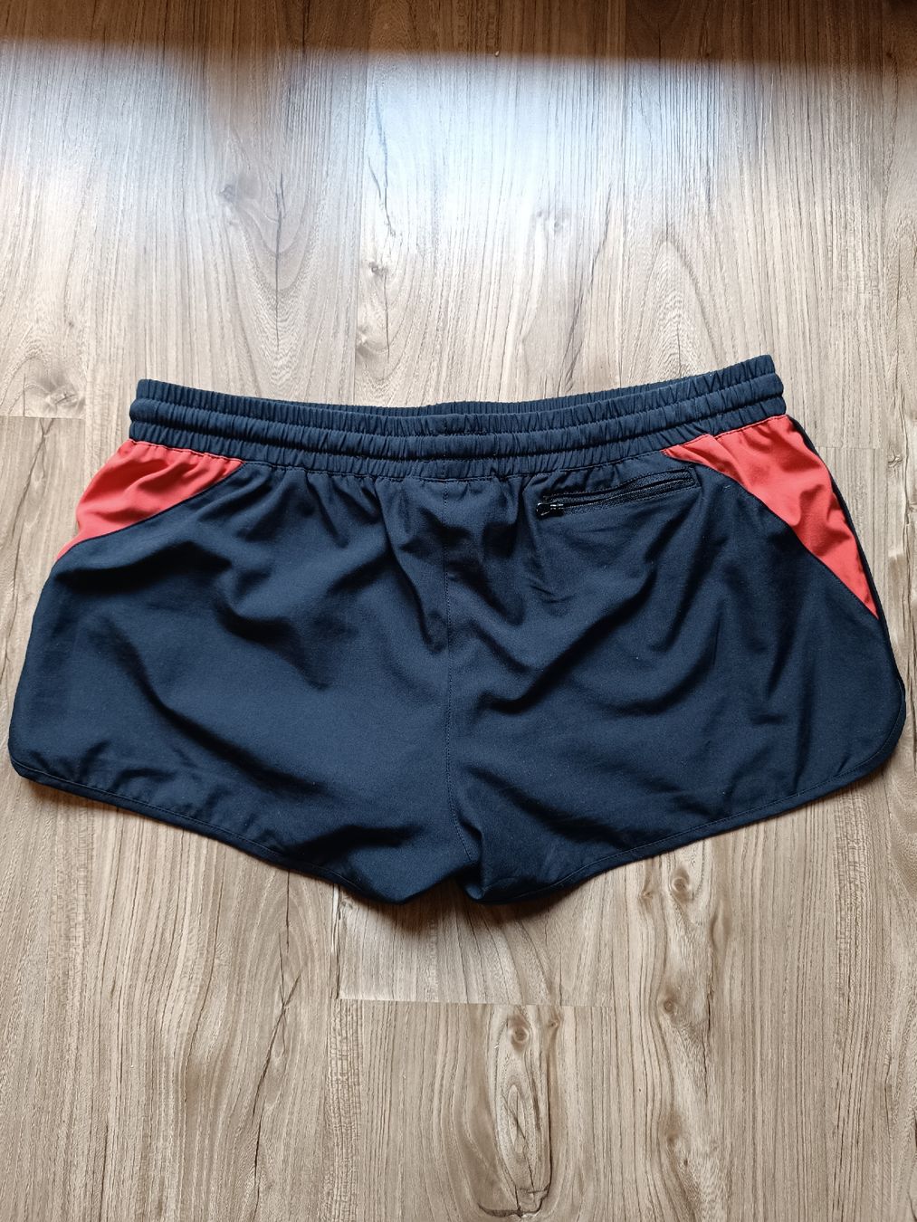 Hosen: Shorts women Kilpi, size M – Gebraucht aus Grächen von ef5_5yr9 3