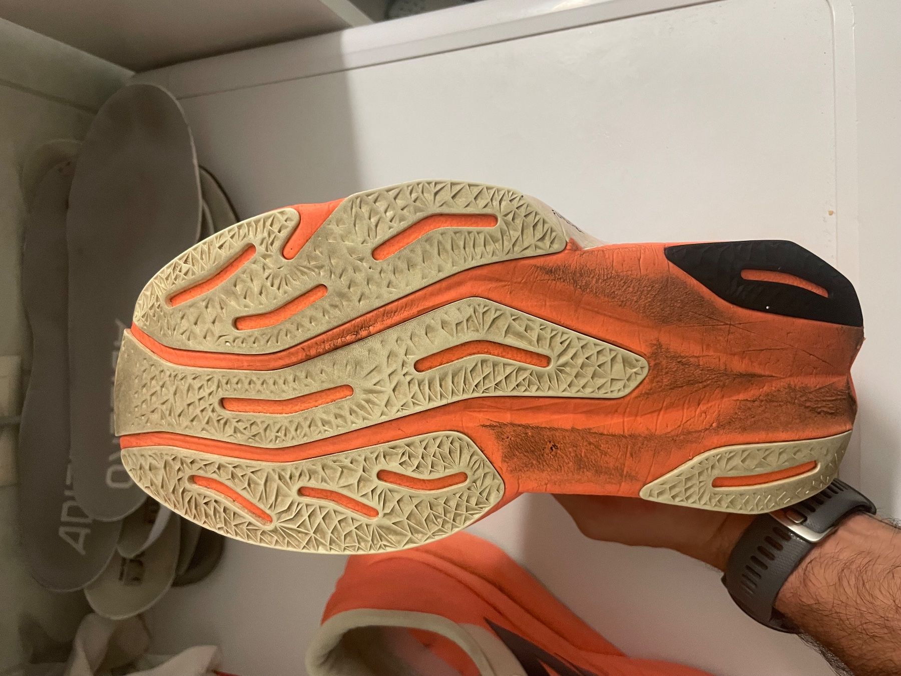 Scarpe da uomo: New Balance Rebel V4 – Usato da Sigirino venduto da tor_2tnf 2