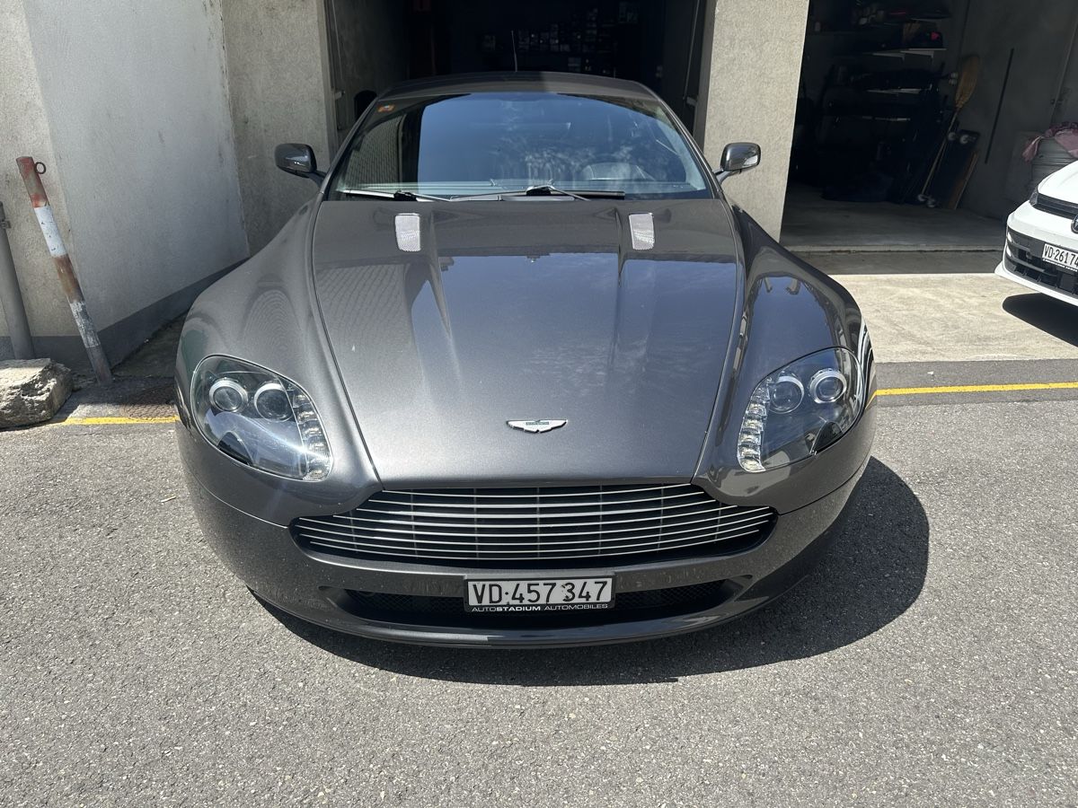 Aston Martin Autos: Aston Martin V8 4.3 Vantage  – Gebraucht aus Chevroux von alex911