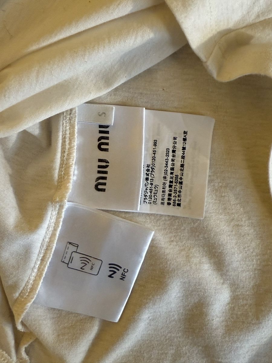 Miu Miu T-shirt: Miu Miu T-Shirt Grösse S – Usato da Zürich venduto da camilot 4