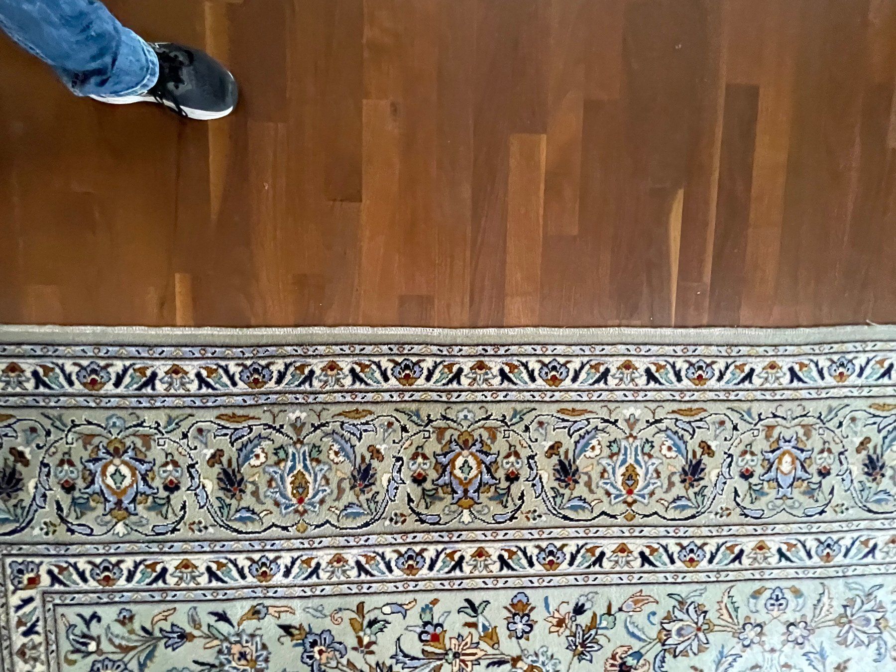 Tappeti: Orientteppich handgeknüpft hellblau florales Muster – Usato da Möhlin venduto da mikadomio 2