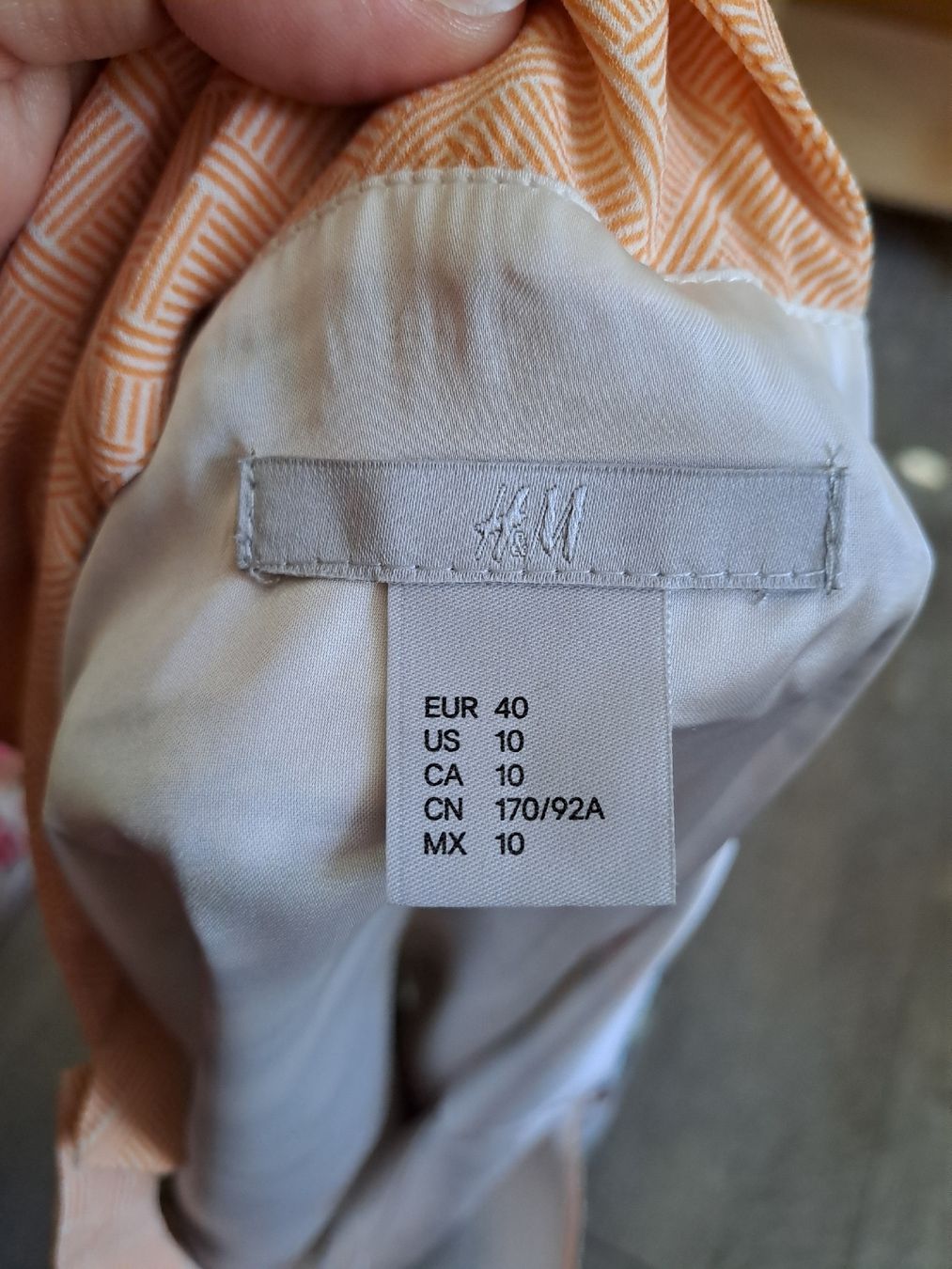 H&M Tops: H&M Top orange gemustert Gr. EUR 40 – Gebraucht aus Rickenbach LU von bishiida 2