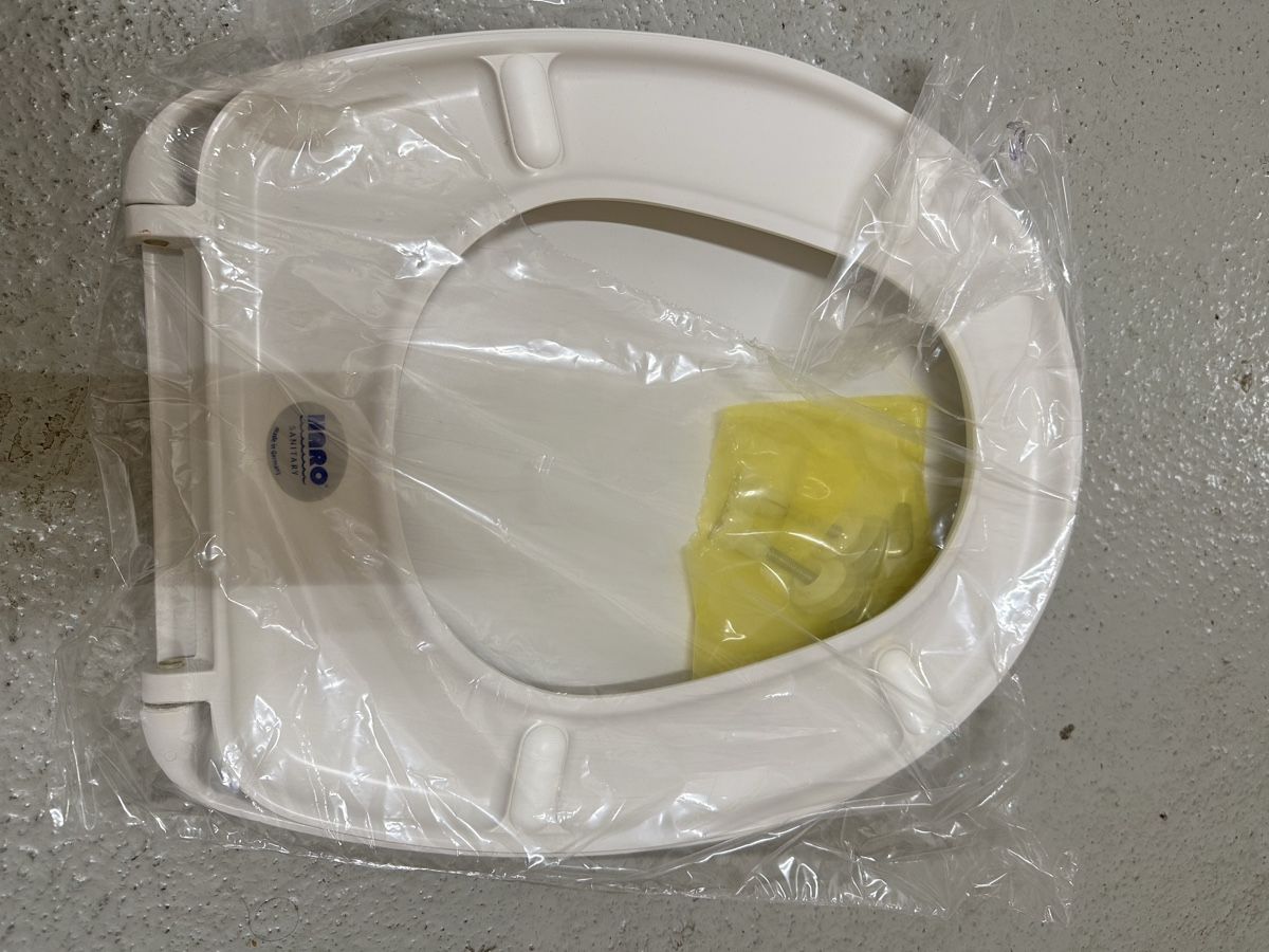 WC: WC Sitz Duroplast weiss  – D'occasion à Thalwil par Thommy_nau