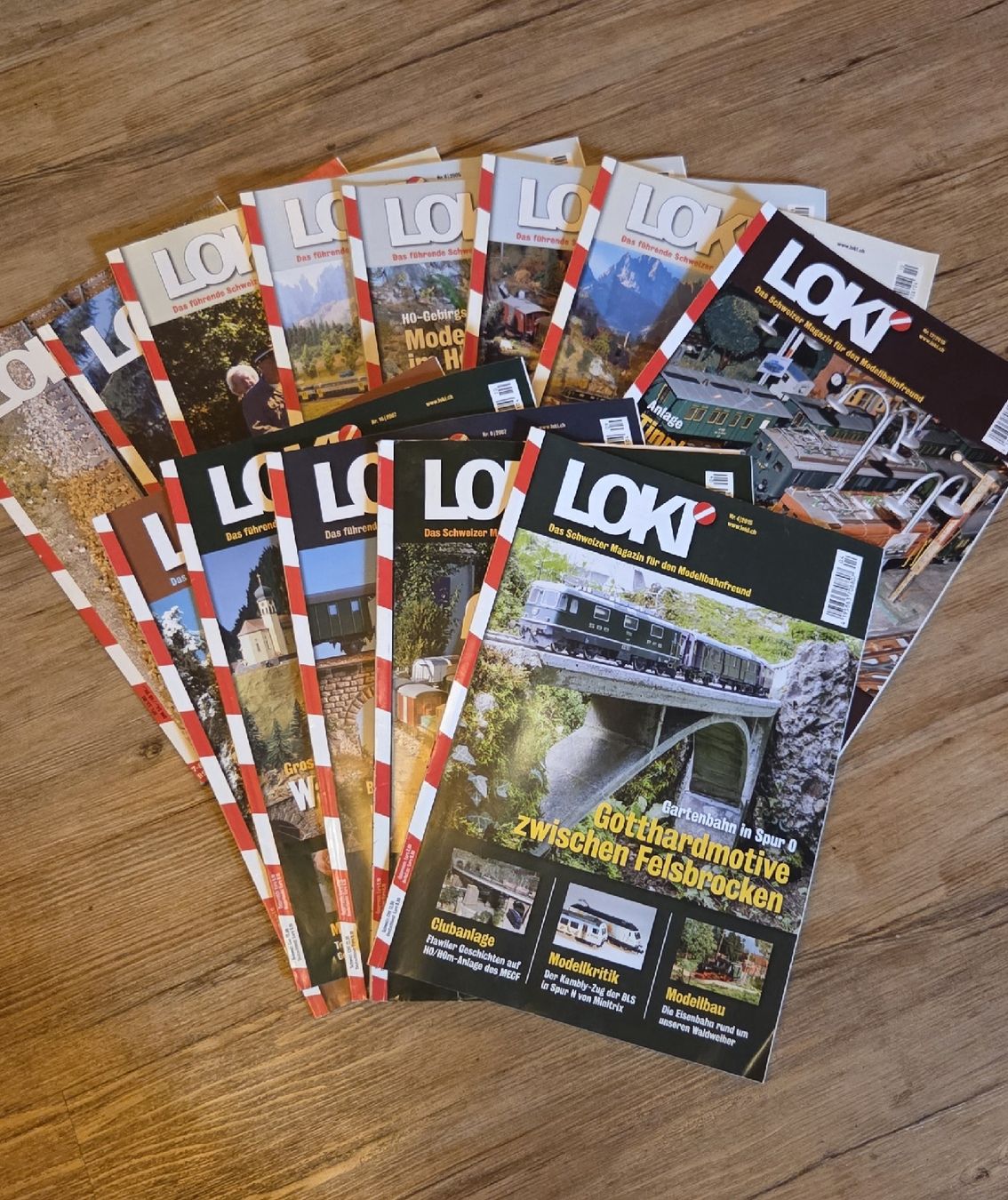 Riviste & Magazine: Loki Eisenbahnmagazine – Usato da Einsiedeln venduto da Emausi