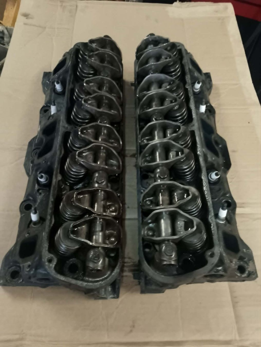 Mopar Tutti pezzi di ricambio auto: Chrysler 340 J Zylinderköpfe  Mopar – Usato da Niedergösgen venduto da usc_tt5r 1