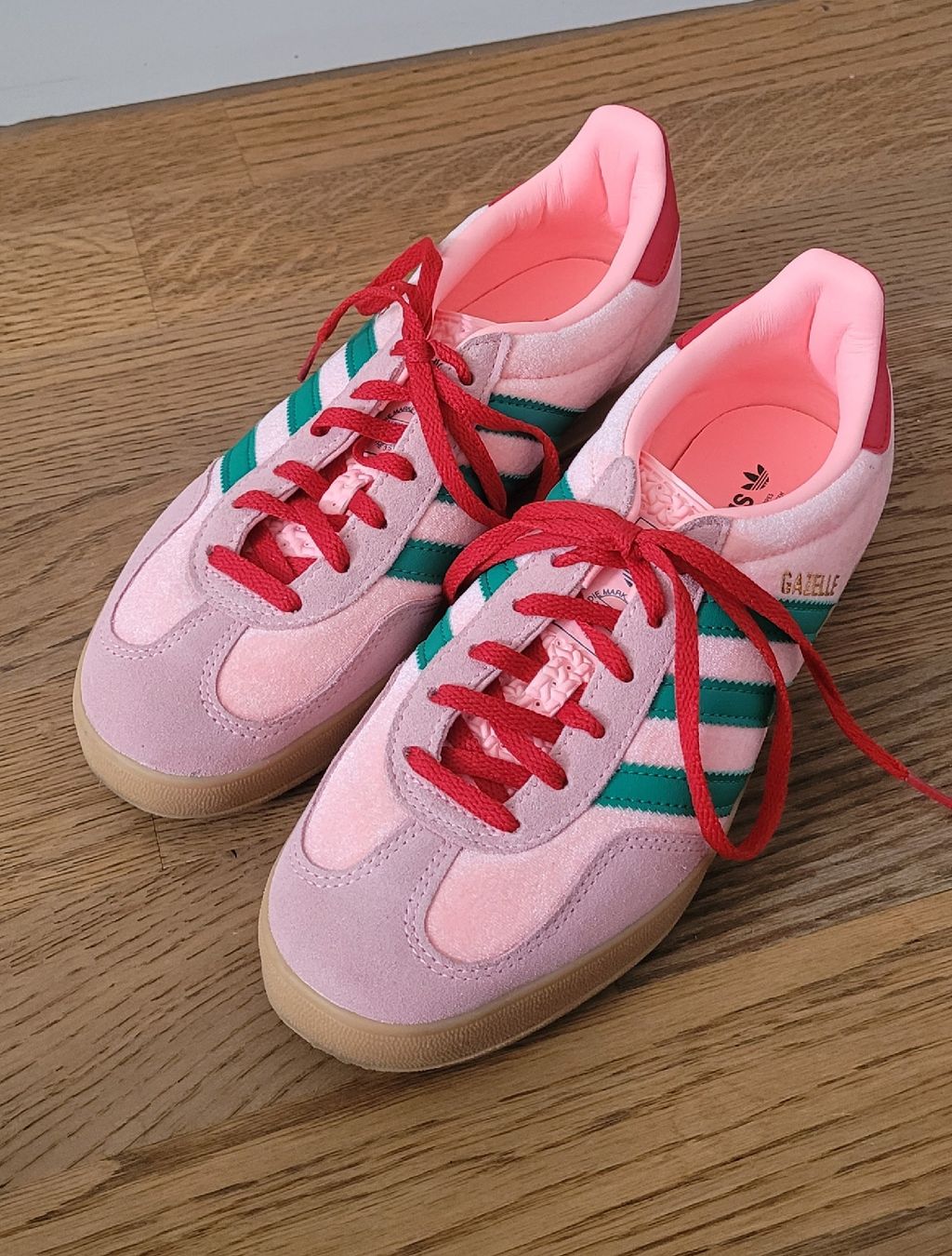 Adidas Damenschuhe: Sneakers original Adidas gazelle pointure 38 – Gebraucht aus Sion von lik_k6h2 2