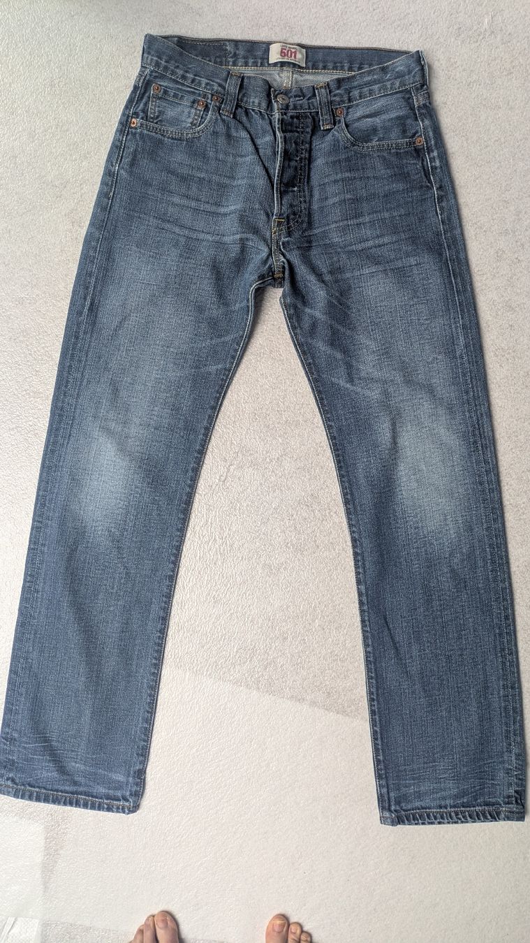 Jeans: Levi's 501 Size W30 L32 – Gebraucht aus Ettingen von hms_w27b
