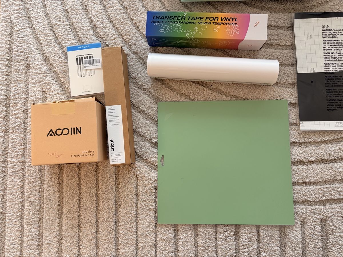 Cricut Kit bricolage: Cricut Explore 3 mit Zubehör, fast neu – Nuovo (secondo la descrizione) da Tagelswangen venduto da Wiedmi11 3
