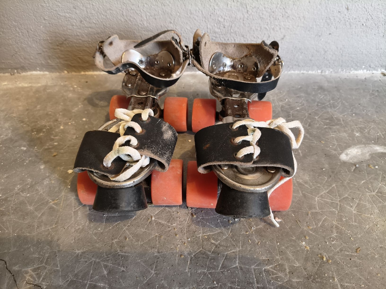 Pattini in linea & Pattini a rotelle: Patins a roulettes – Usato da neuchâtel venduto da lualalk