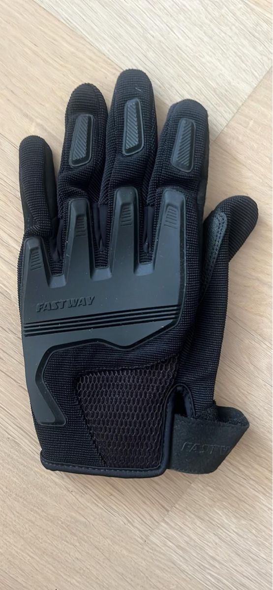 Handschuhe & Handstulpen: FASTWAY Motorradhandschuhe schwarz Groesse S neu – Neu (gemäss Beschreibung) aus Zürich von JasminNebl 1