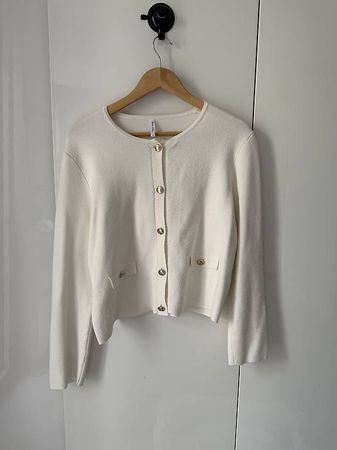 Cardigan 