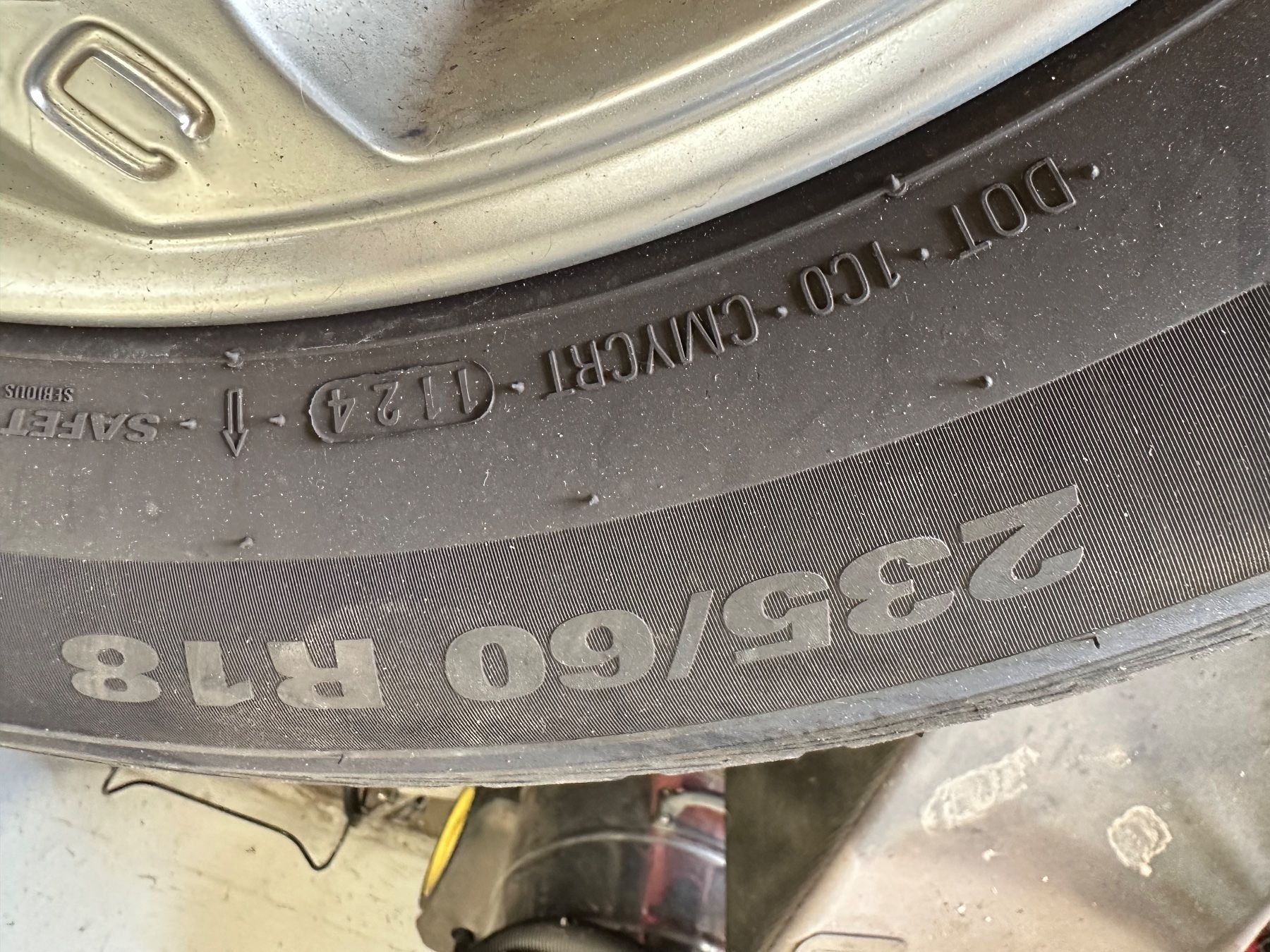 Volvo Pneumatici & Ruote complete: VOLVO XC60 18" Original Winterräder – Usato da Lyssach venduto da damorest 7
