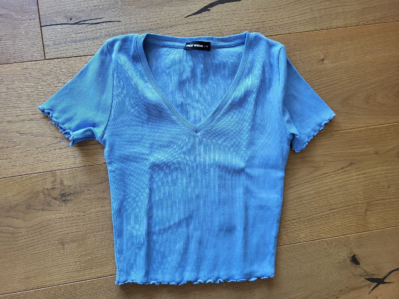 Tally Weijl Camicette, T-shirt & Top: T-shirt bleu taille XS – Usato da Courroux venduto da Belleange