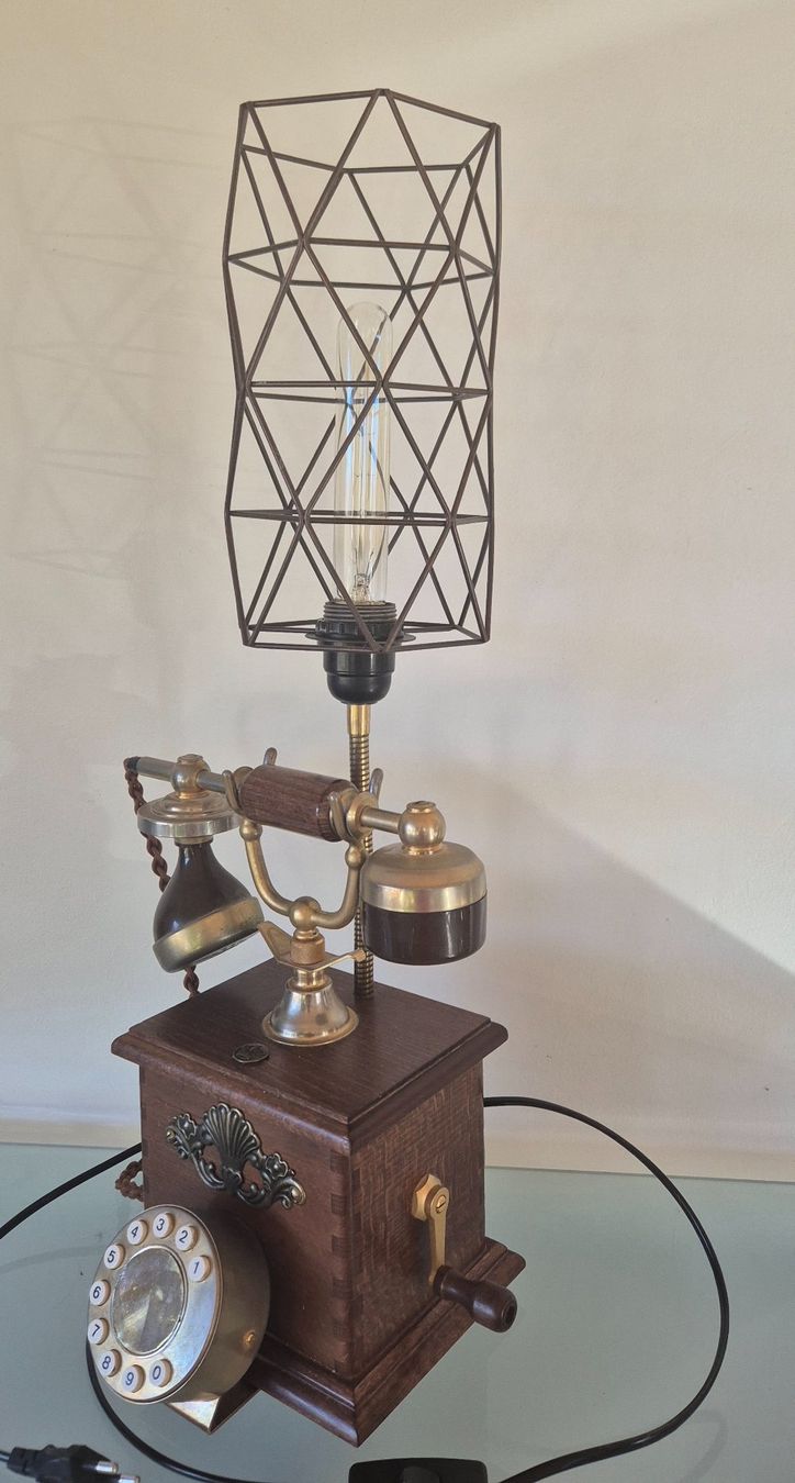 Lampade: Telefon Lampe – Usato da Moutier venduto da Maria1704 1