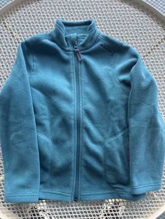 Veste polaire chaude Quechua 6 ans,idéale pour l'hiver!