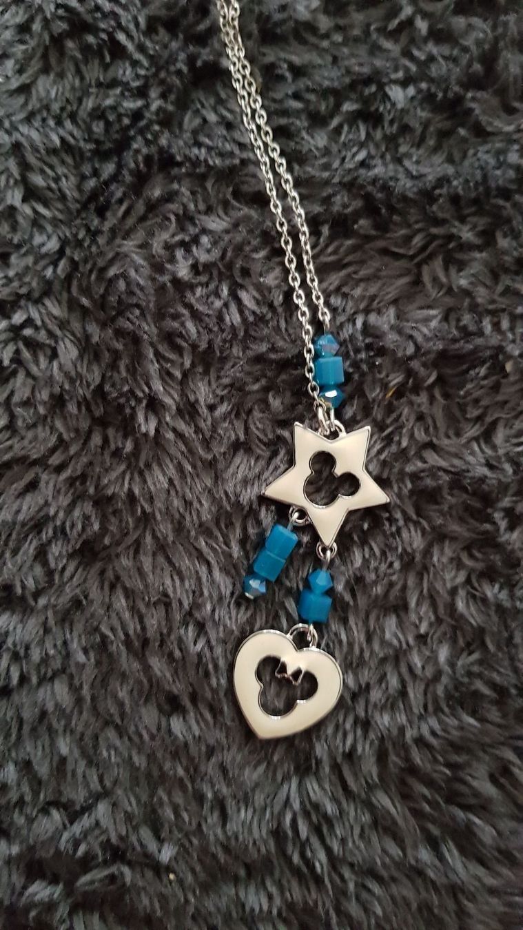 Swarovski Catenine: Swarovsky Mickey/Minnie Halskette – Nuovo (secondo la descrizione) da Zug venduto da Lonelybaba 1