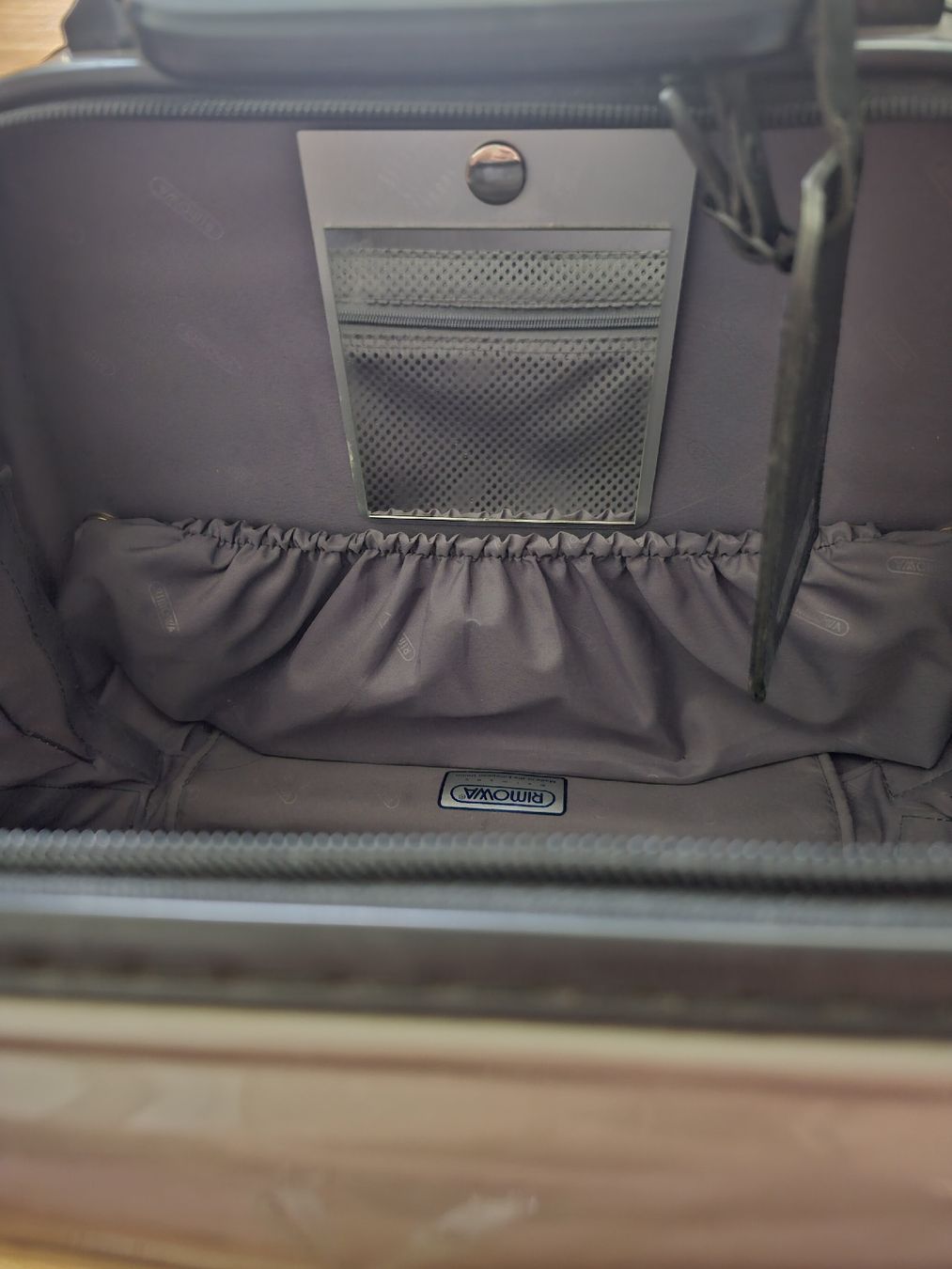 Rimowa Custodie per cosmetici: Rimowa Beauty Case – Usato da Riedikon venduto da Winter21. 1