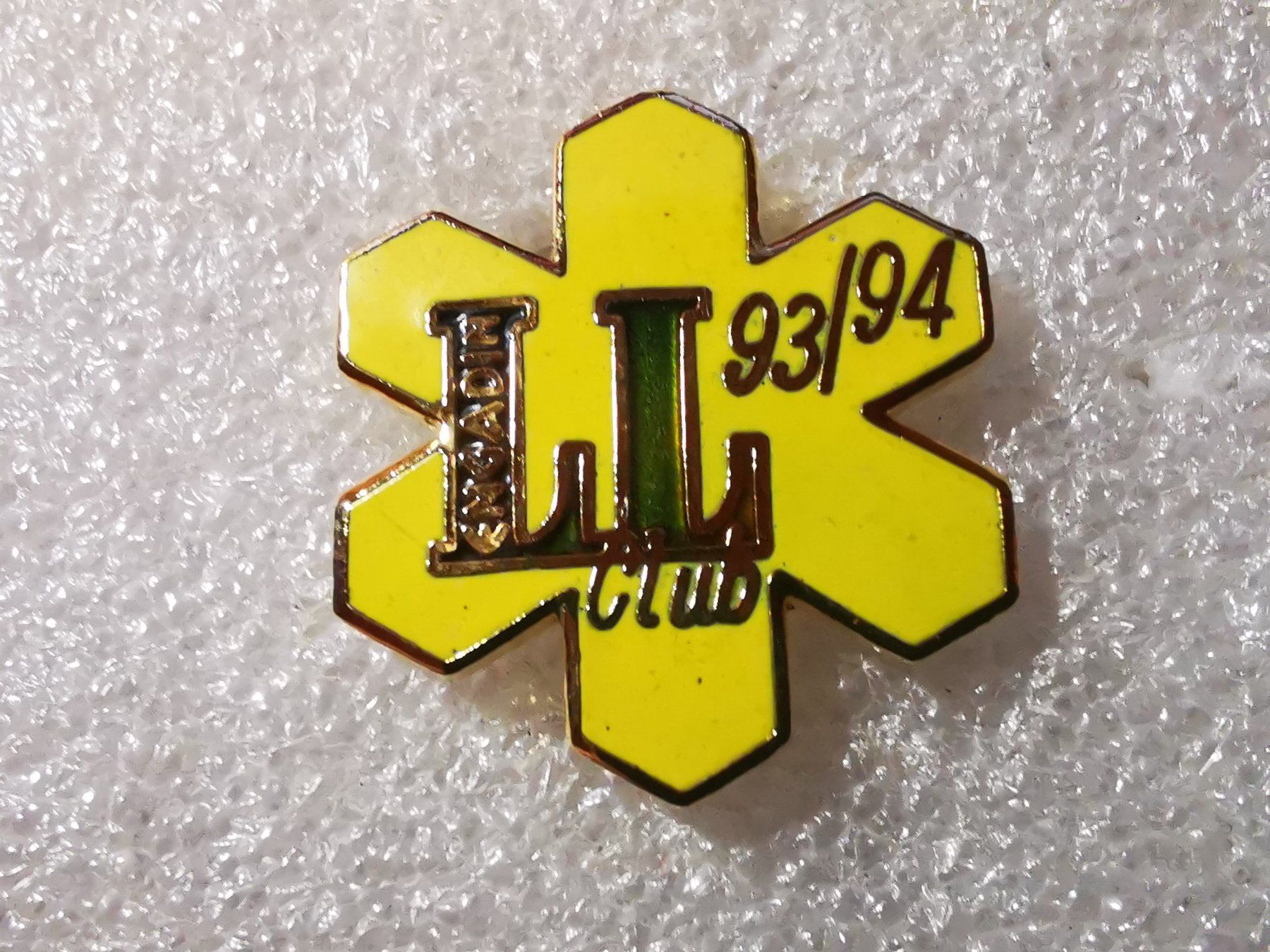 Placchette & Badge: Ansteckpin 14: LL Club 93/94 – Usato da Oppligen venduto da Pin-Fall-Shop