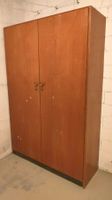 Alter Kleiderschrank Original 60er Jahre Vintage zweitürig