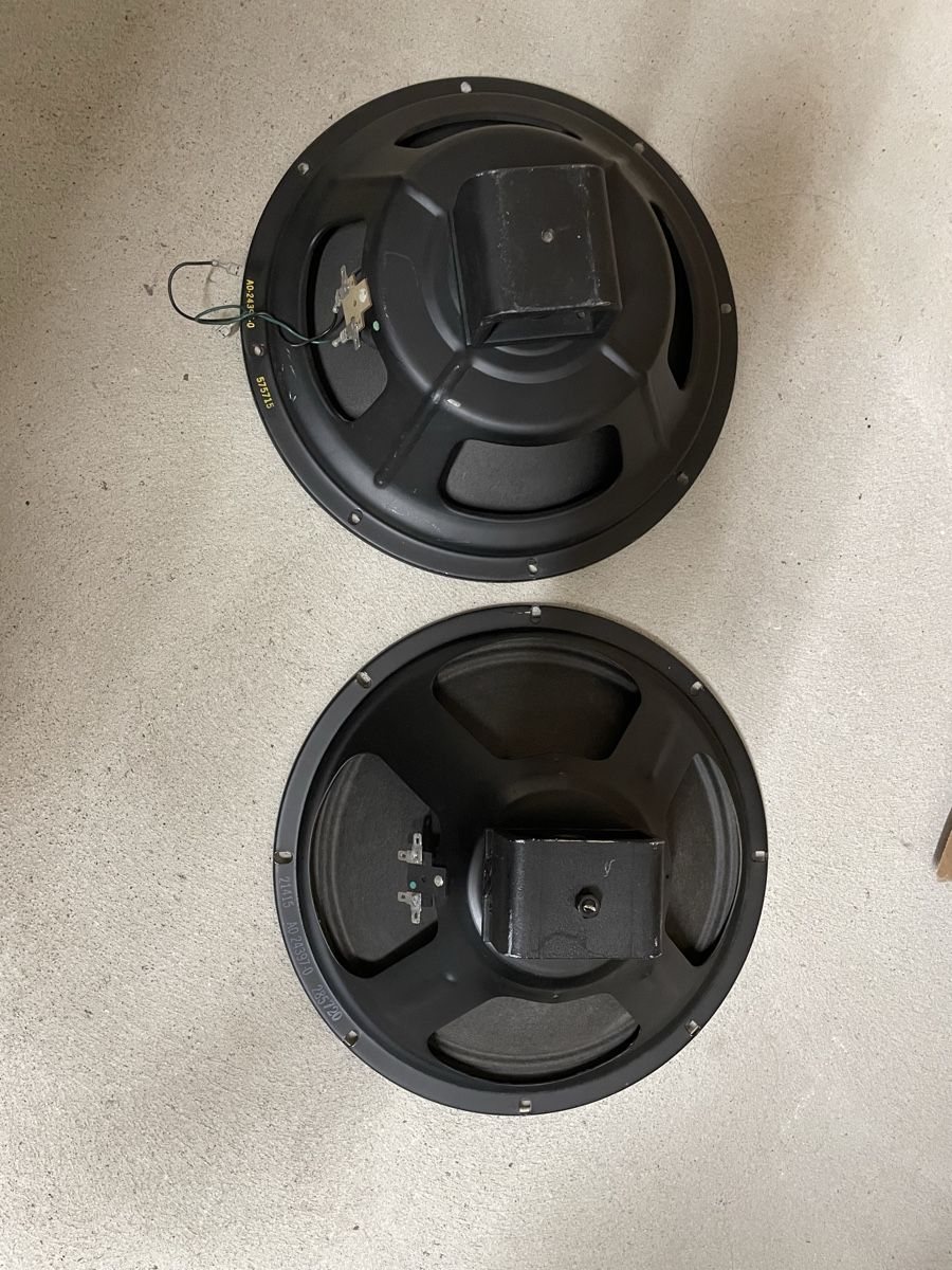 Musikinstrumente: Zwei 12 «zoll Speaker – Gebraucht aus Riehen von ose58 1