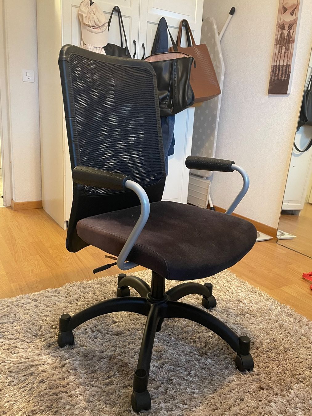 Chaises: Bürostuhl – D'occasion à Luzern par sil_6mrn 1