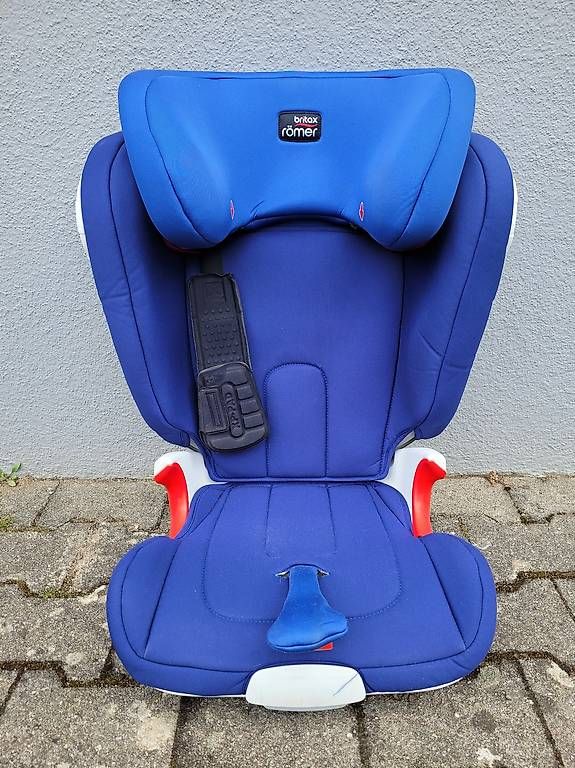 Britax Römer Seggiolini per auto: Britax Römer Kidfix II XP SICT Kindersitz – Usato da Oberflachs venduto da Scheldi