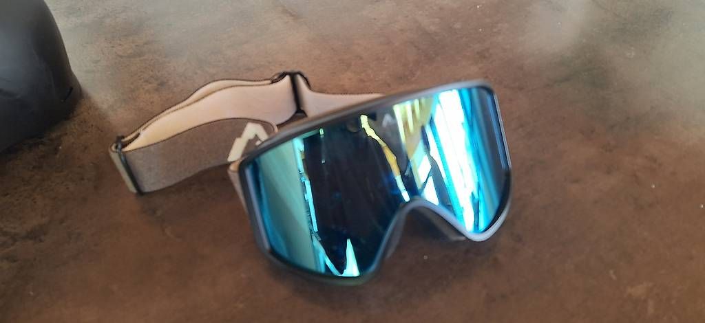 Helme: Casque de ski Albright – Gebraucht aus Les Hauts-Geneveys von Gillouone 4