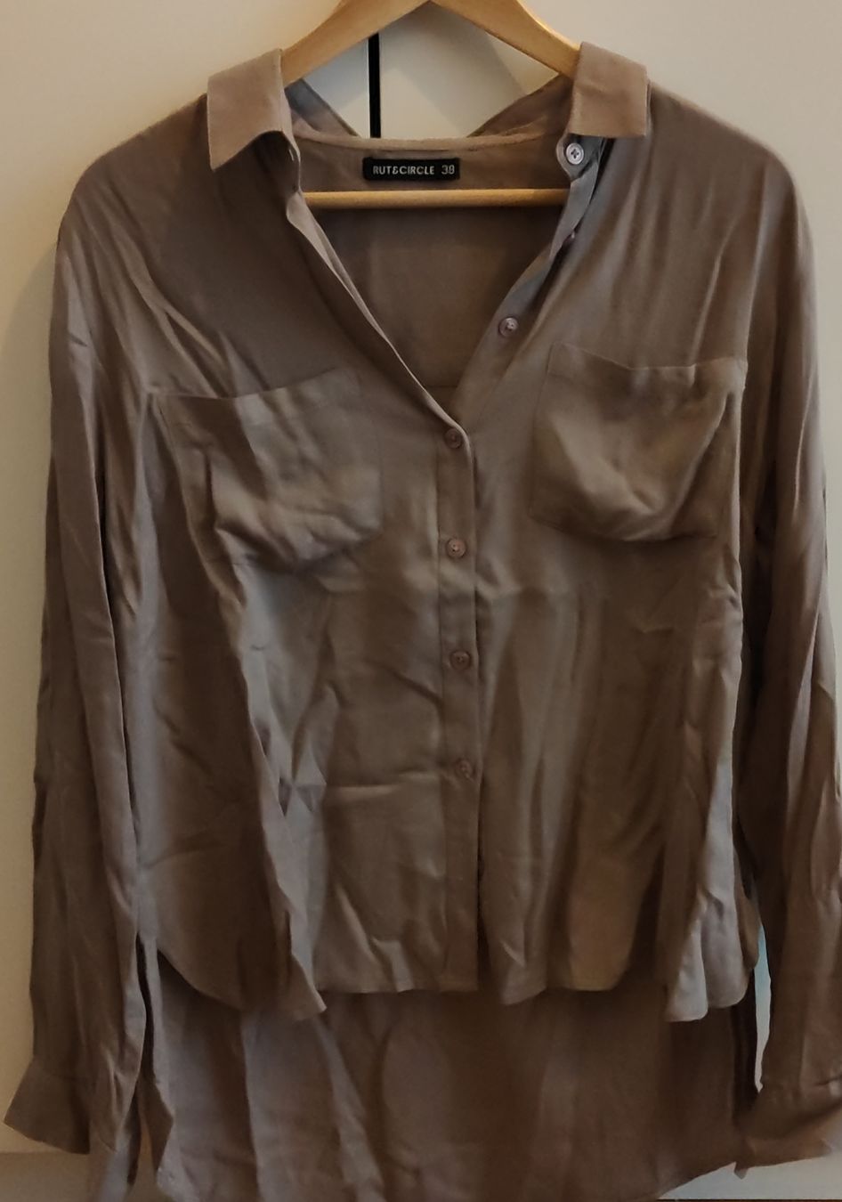Camicette: Bluse beige langarm gebraucht – Usato da Wettingen venduto da sar_2kkh