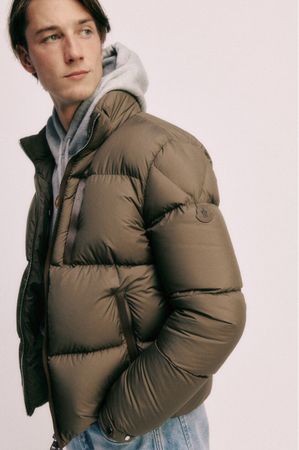 Moncler Jacke Gr. 4