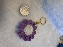 Schlüsselanhänger, Blume 🌸 Violett