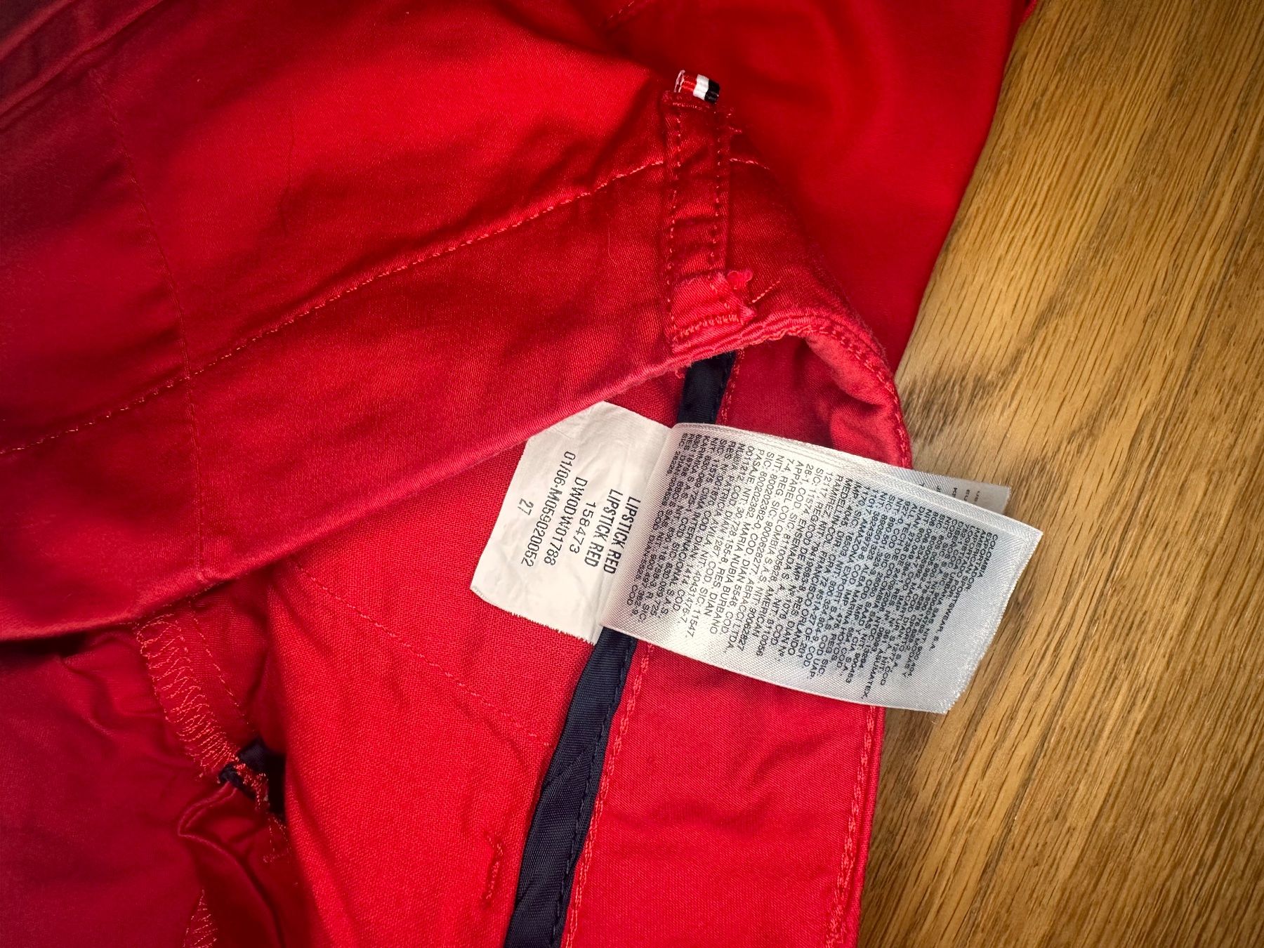 Tommy Hilfiger Pantalons: Hilfiger Shorts 27 – D'occasion à Pfaffhausen par Klaras_second_hand 4