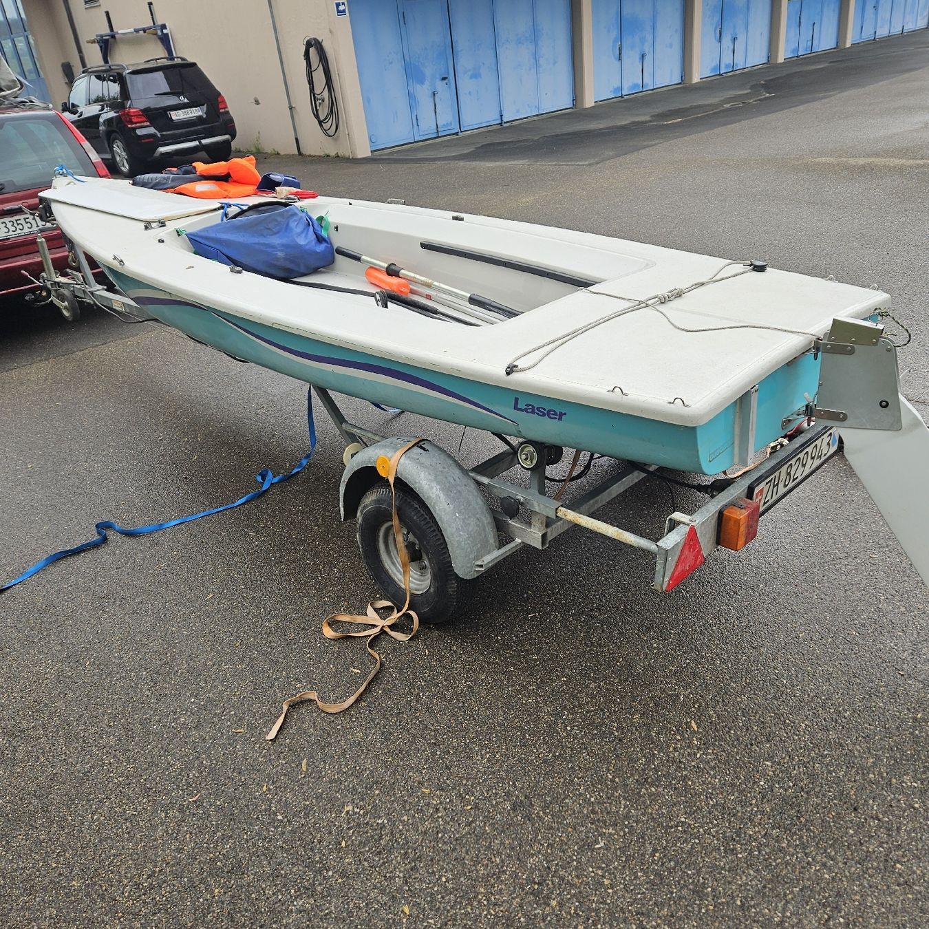 Altro: Performance Sailcraft Laser 2 und Harbeck Anhänger – Usato da Urdorf venduto da Freitagr 3