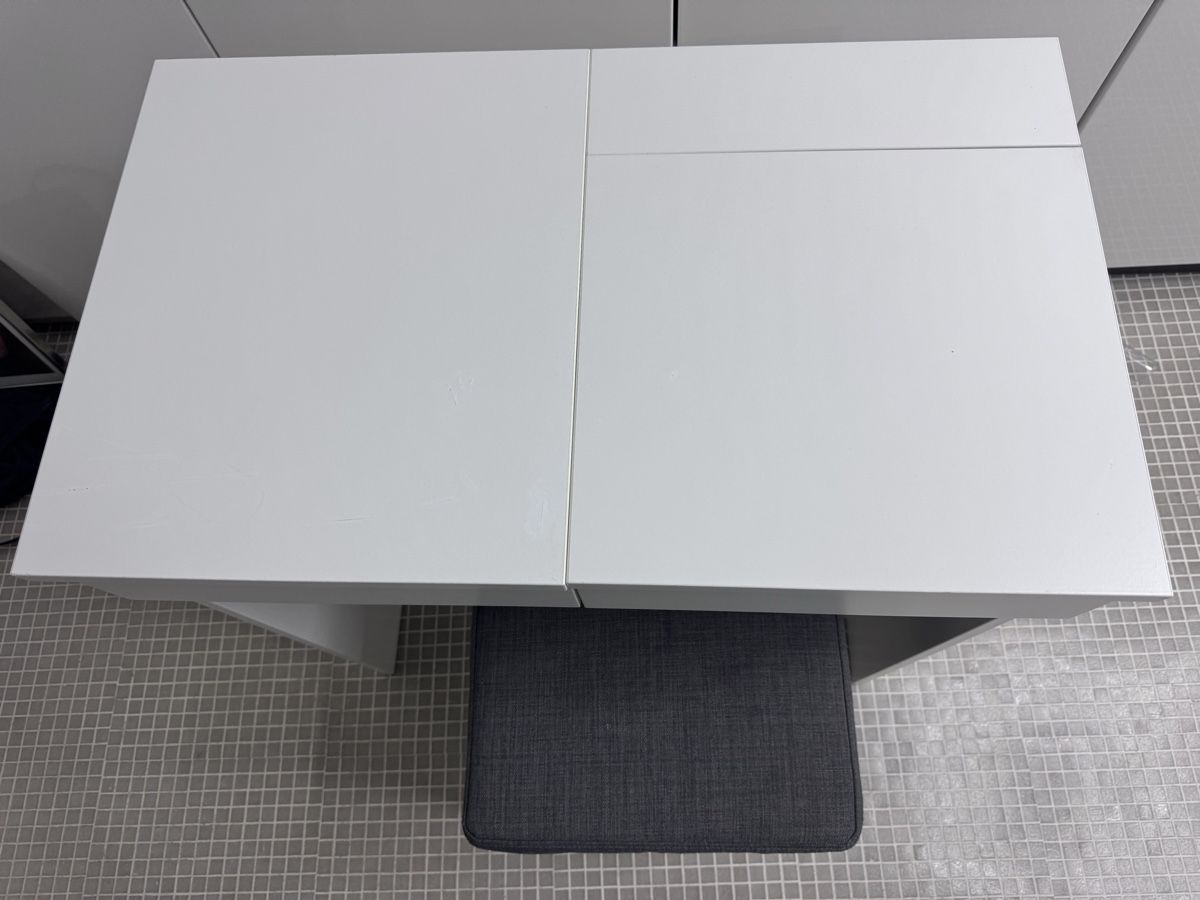 Ikea Schminktische: IKEA Schminktisch mit Hocker – Gebraucht aus Oftringen von Makeq 3
